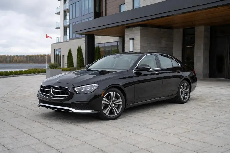 Black Mercedes-Benz E-Class business sedan